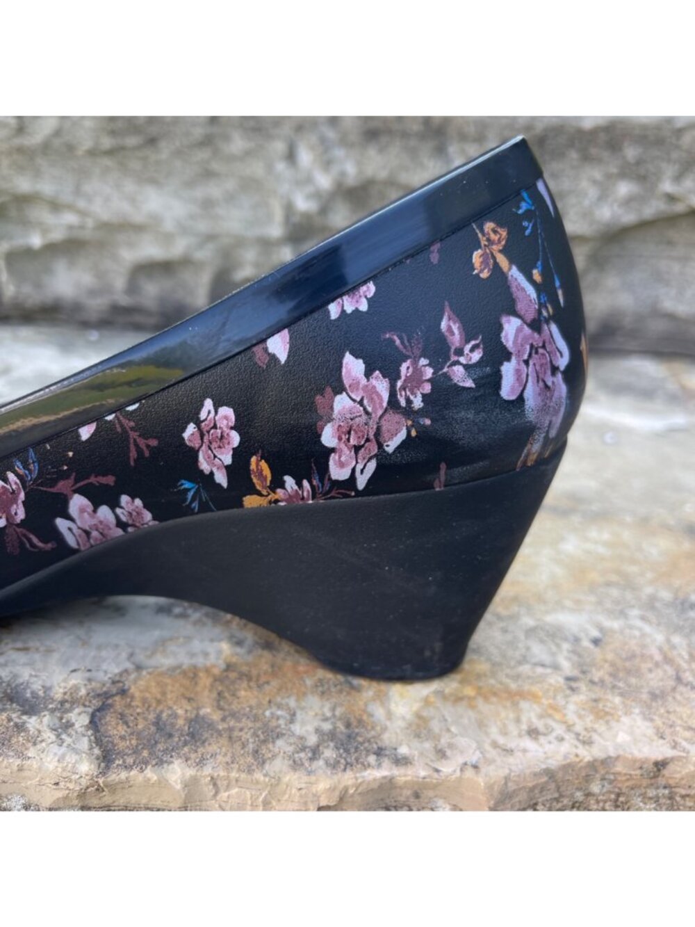 CROCS Womens Floral Comfort Wedge Pumps Size 11 Cottagecore Coquette Feminine - Picture 5 of 14